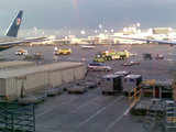 Emergency vehicles around United Flight 967