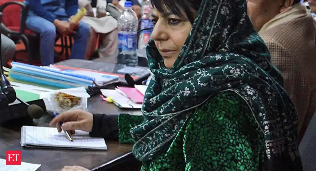 No tweet, post against govt: J&amp;K govt order for its staff - The Economic Times Video | ET Now