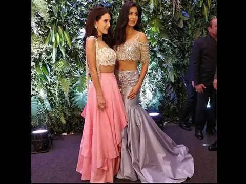 The Stunning Sisters