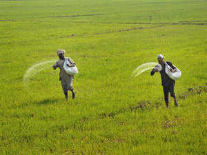 farmers1.-pti