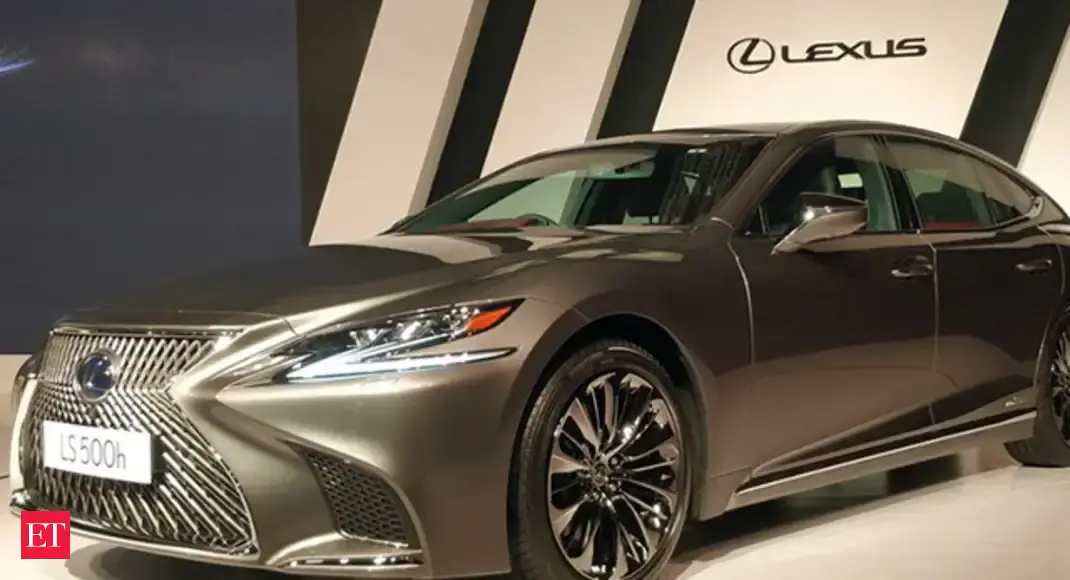 Lexus LS 500h: Watch: New Lexus LS 500h is in India - The Economic Times Video | ET Now