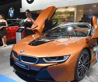 Watch: BMW showcases 6-Series GT, i8 Roadster, third-gen X3