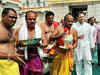 Rahul Gandhi continues his temple run in Karnataka