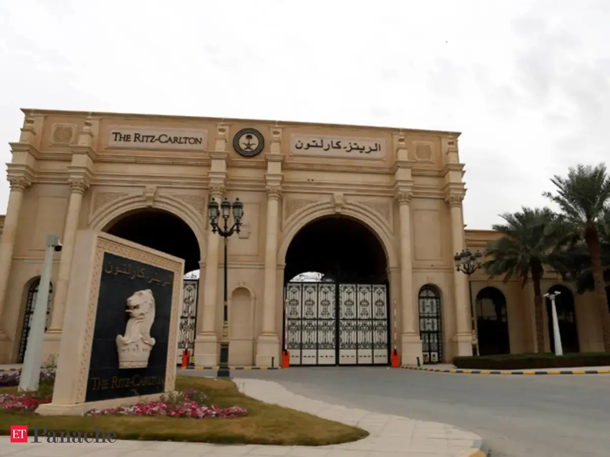 Ritz Carlton, Riyadh: A Look At The Golden Gilded Cage - The Five-Star ...
