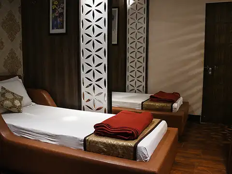 How to get access to the lounge?