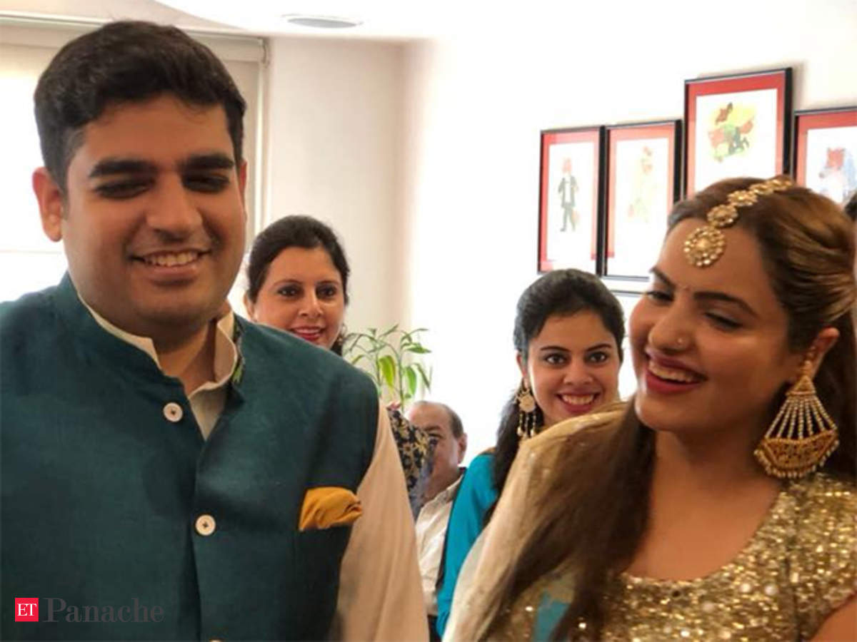 Er Gaurav Munjal gift?
