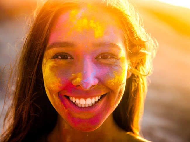 Follow these simple tips to ensure that your skin is Holi-proof