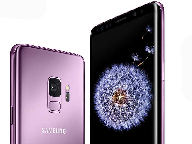 Biggest Selling Point Samsung Galaxy S9 Review Nicer Camera Static Design Higher Price The Economic Times