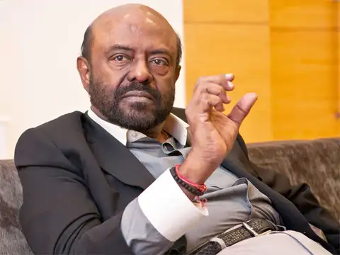 ​Shiv Nadar