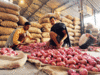 Onion prices fall ahead of rabi crop arrivals