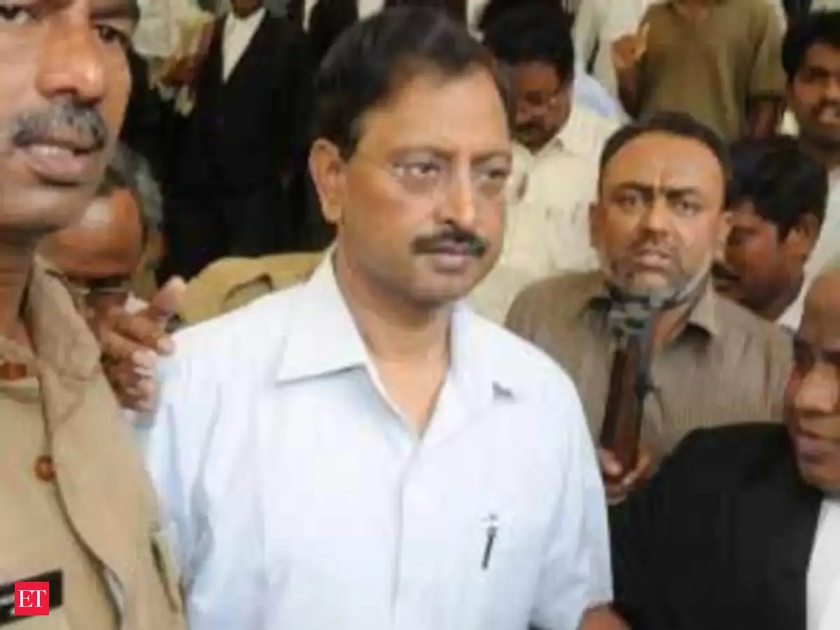 Satyam scam case: Ramalinga Raju gets bail - The Economic Times Video ...