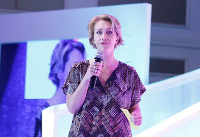 mansplaining: Mansplaining: Journalist-author Bee Rowlatt nudges women ...
