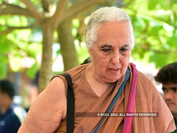 Romila Thapar: JNU being 'slowly dismantled': Romila Thapar - The