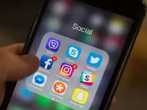 Watch: Can social networks make money without using user data?