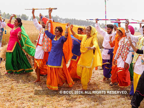 Baisakhi, Bihu, Vishu, Poila Boishakh, Puthandu: What The New Years Of  India Mean - Harvest Festival! | The Economic Times