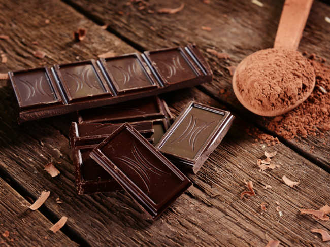 Chocoholics, rejoice! Eating dark chocolates can reduce stress, boost mood, memory and immunity