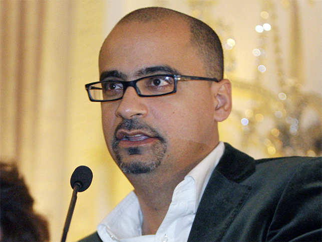 Soon after publishing his own sexual abuse story, Pulitzer Prize-winning author Junot Diaz accused of assault by multiple women