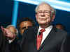 Buffett arrives for AGM, many D-St pundits among 42,000 crowd at Omaha