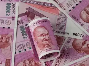 Ru What If The Hits 70 Vs Us Dollar Here S How Your Life Watch What S Driving The Indian Ru Lower
