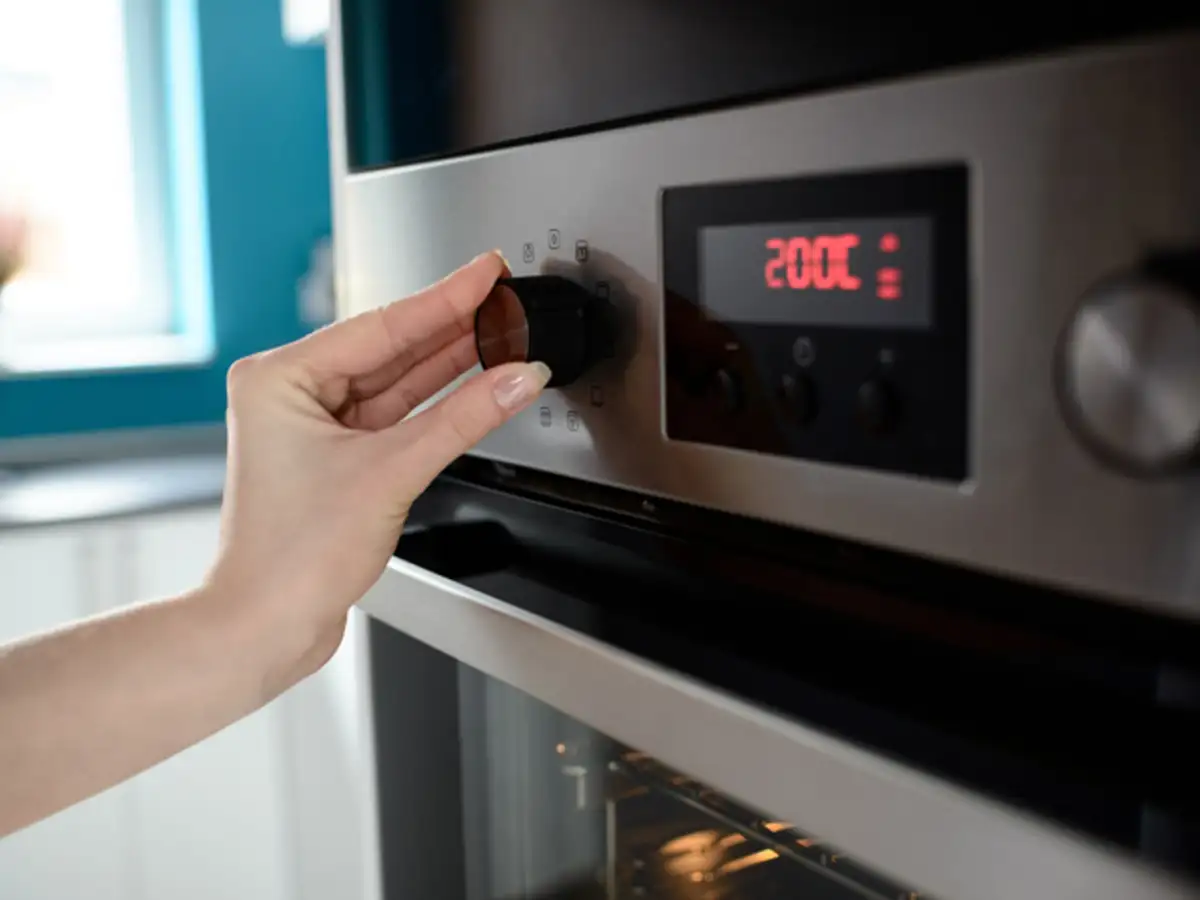 Moms To Be Eating Food Microwaved In Plastic Containers Can Put You Moms To Be Eating Food Microwaved In Plastic Containers Can Put You Your Child At Great Risk The Economic Times