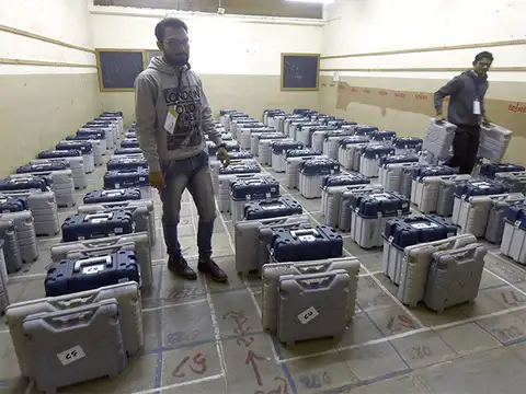 How does the Indian EVM work?