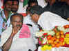 Karnataka poll results: Congress offers CM post to Kumaraswamy, JD(S) accepts