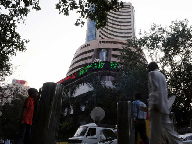 Traders’ Diary: Buy quality stocks on dips