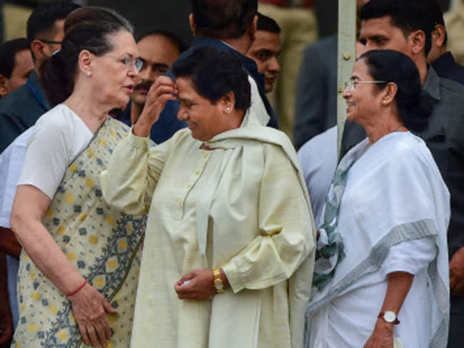 MMS vs MS: Can Mayawati, Mamata and Sonia take on Modi-Shaw?