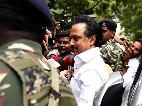 MK Stalin detained by police