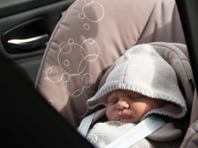 Avoid leaving your children in the car; temperature inside parked ...