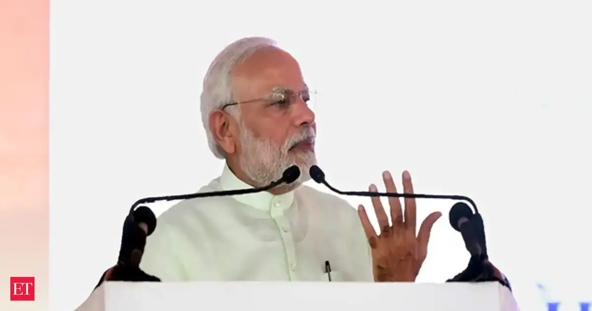 PM Modi: PM Modi launches 3 Indian digital payment apps in Singapore ...