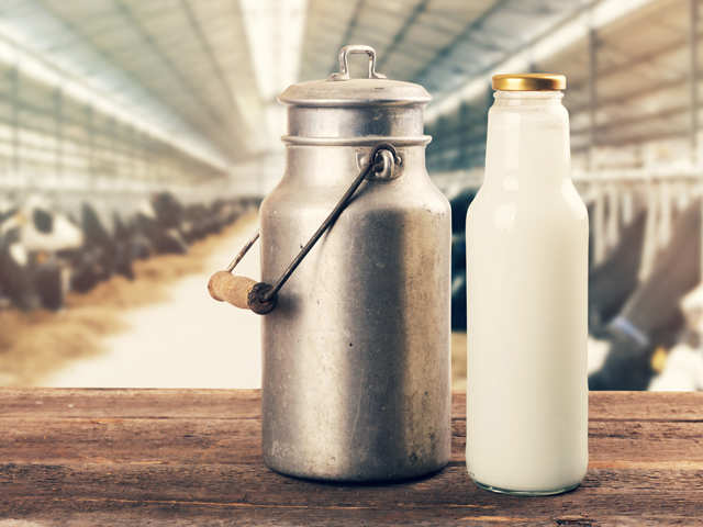 Aja se Lyn Buffalo Milk - World Milk Day: Know Nutritional Value Of Your Drink | The  Economic Times