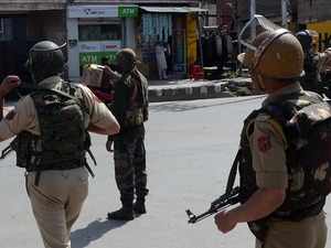 Two grenade attacks by militants in Kashmir, 4 injured