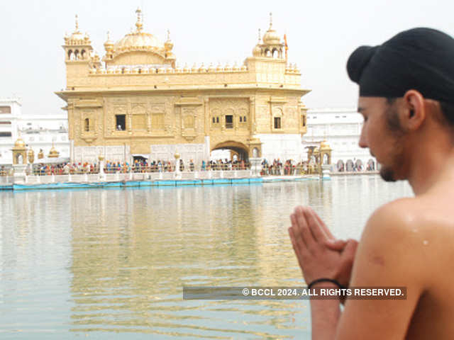 Lunchtime at the Golden Temple