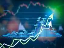 Stock market update: SBI, IndusInd Bank keep Nifty Bank index in the green