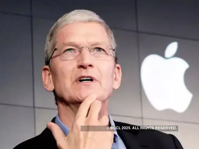 Employees in Apple office are getting standing desks