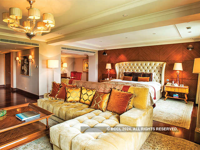 Noteworthy features at Taj Suite