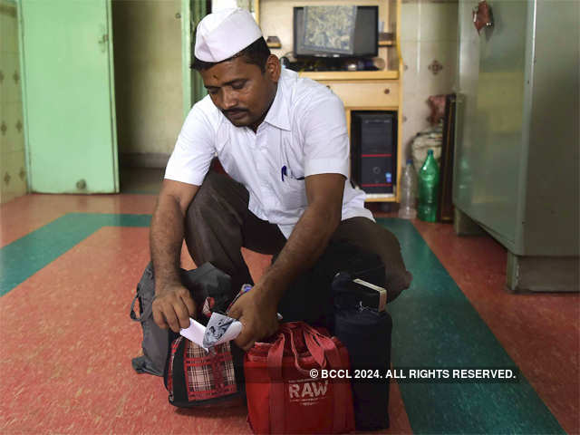 ​Dabbawalas & Roti Bank