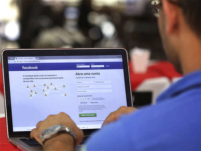 Manage your Facebook data 