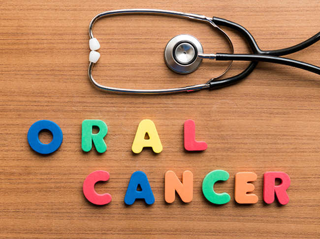 oral-cancer-ThinkstockPhotos-474907092