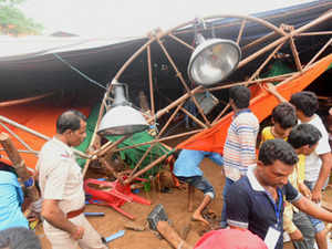Tent-collapse-bccl