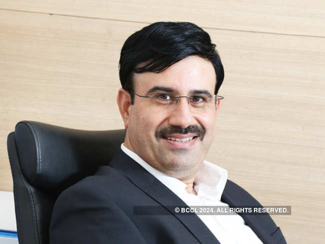 ETP3 02 Mr.Deepak Kabu (CEO,Ziox Mobiles) 4c