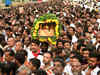 Madras HC allows burial site for Karunanidhi at Marina beach