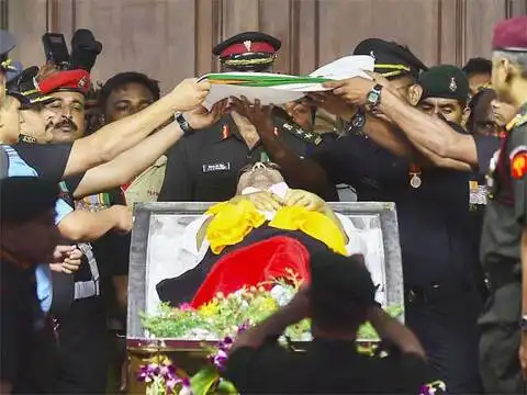 Tri-colour honour