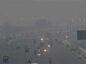 Air-pollution-Delhi-pti