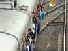 Special train brings hundreds of stranded people to Kolkata