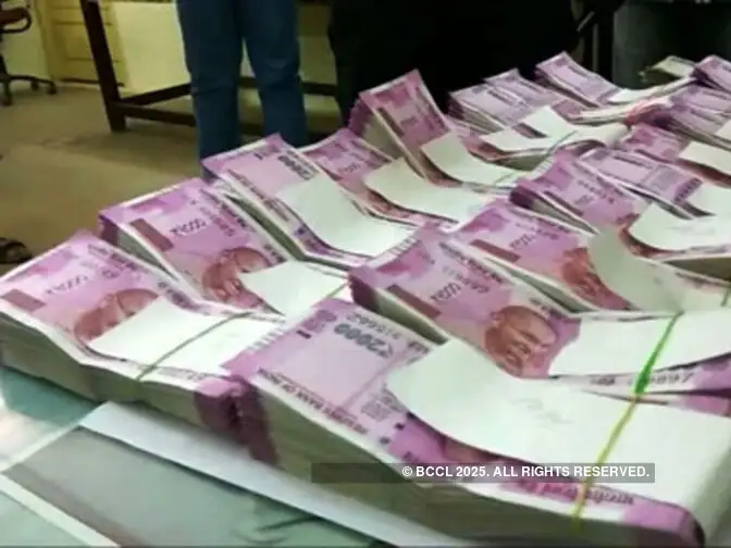 Black Money Rbi Squeezing Circulation Of Rs 2000 Currency Notes Rbi Squeezing Circulation Of Rs 2000 Currency Notes
