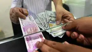 Ru Hits Fresh Record Low Of 72 25 Against Dollar Ru Hits Fresh Lifetime Low Govt Asks Rbi To Intervene