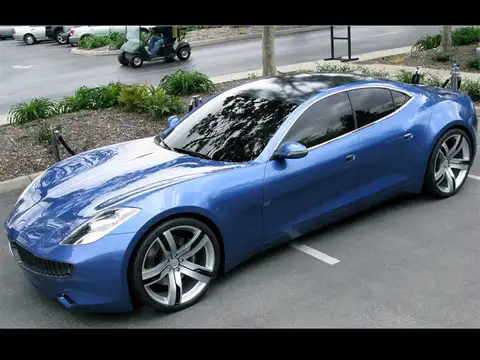 Luxury Plug-In Hybrid Vehicle