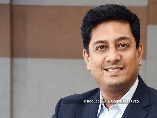 #2. Harsha Upadhyaya, Kotak Mutual Fund